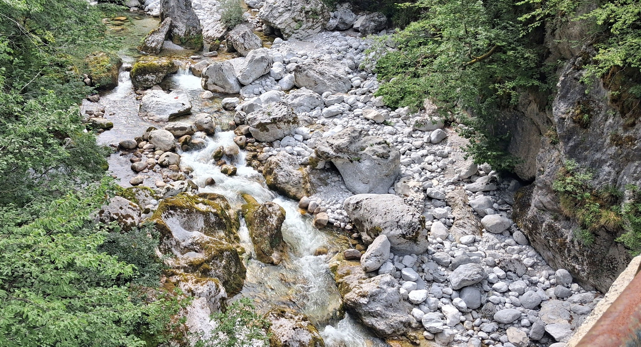 Border with Italy - Ucja Stream